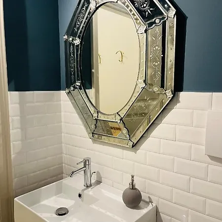 Casa Nina Centro 4* Bolonya