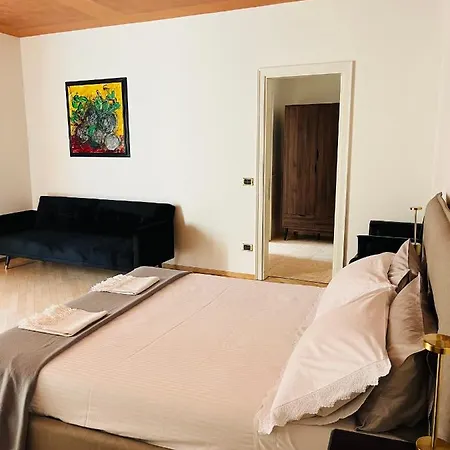 Casa Nina Centro 4* بولونيا
