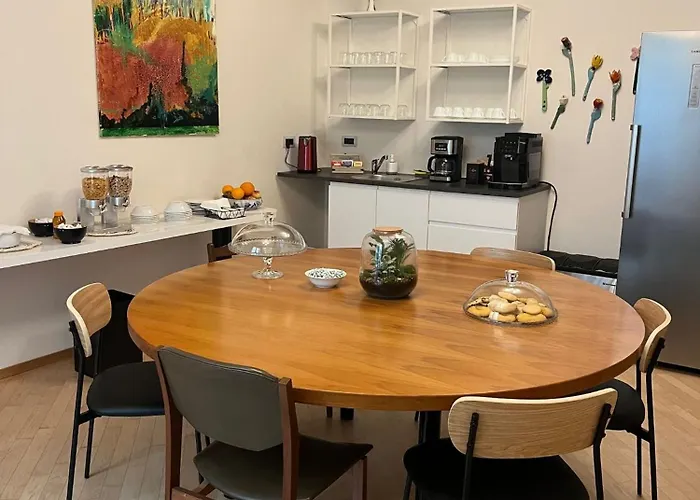 Casa Nina Centro Bed and Breakfast 4*