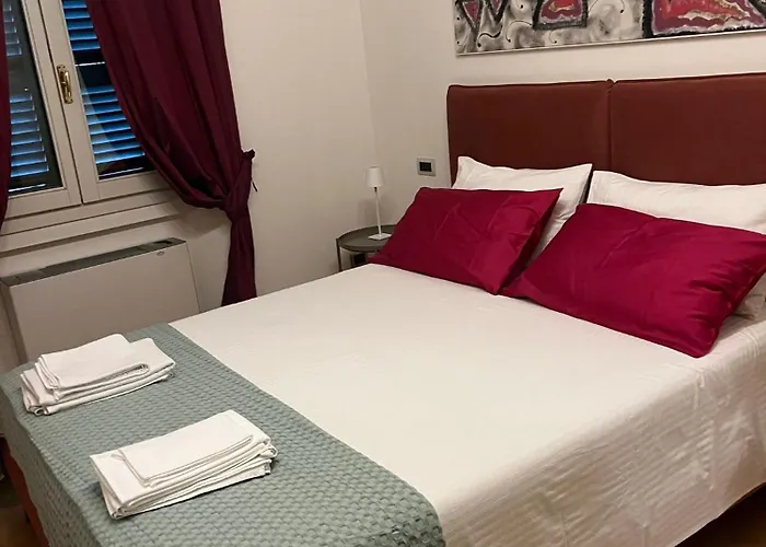 Bed & Breakfast Casa Nina Centro 4*