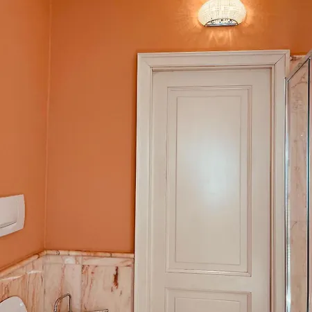 Casa Nina Centro Frühstückspension Bologna