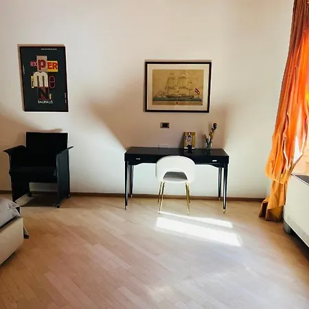 Casa Nina Centro Bed & Breakfast 4*